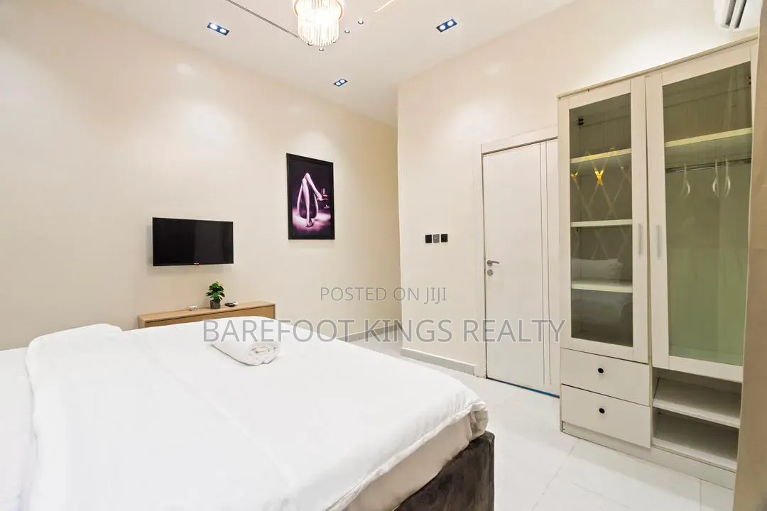 Brand New Luxury 1bedroom in Ikate