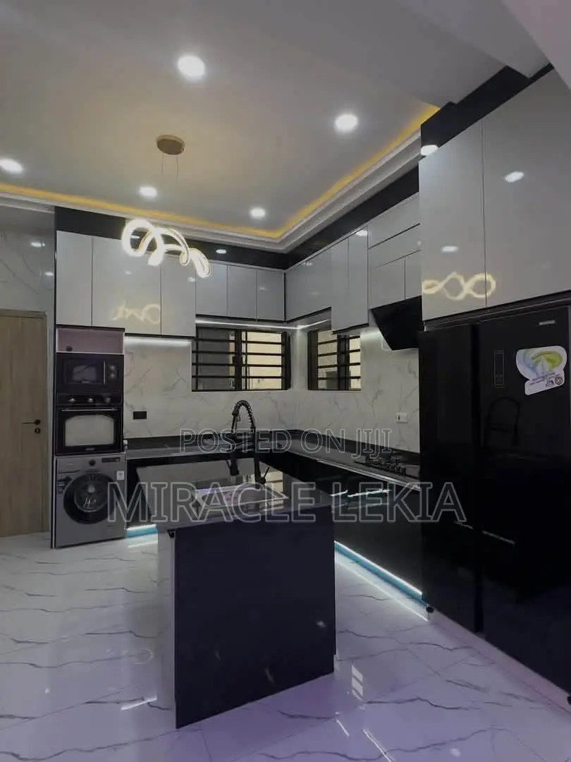 Furnished 4bdrm Duplex in Shell Cooperative, Eneka for sale in Eneka