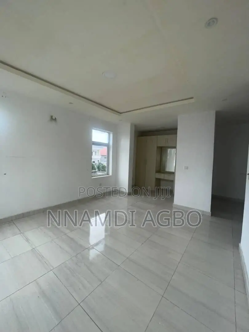 2bdrm Apartment in Chevron for rent in Chevron