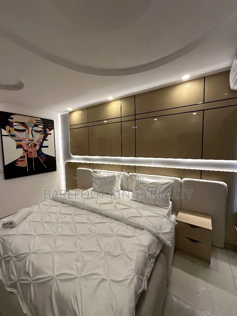 Luxury 2bedroom Massionate in Lekki Phase 1