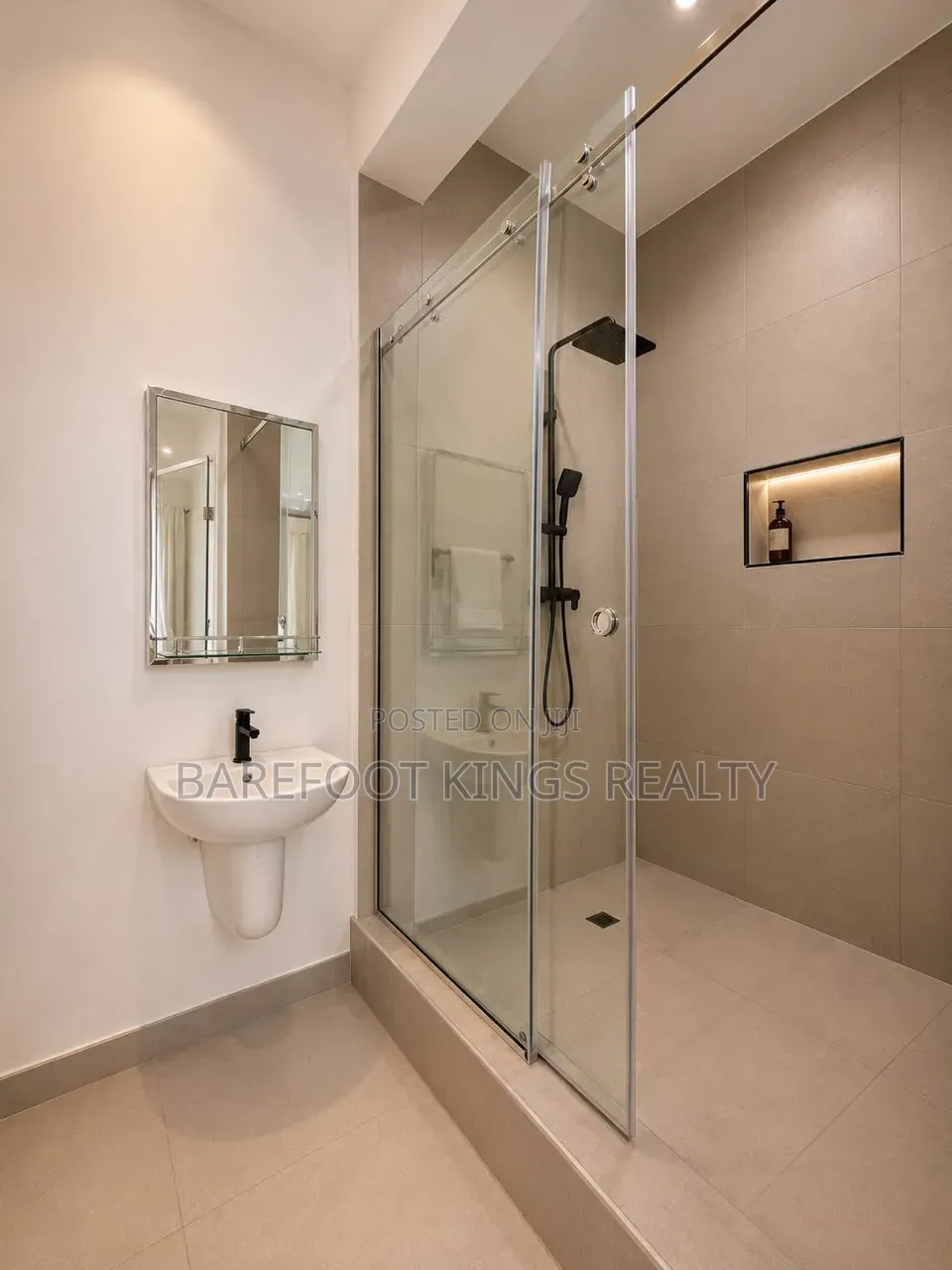Luxury 3bedroom Apartment in Ikate