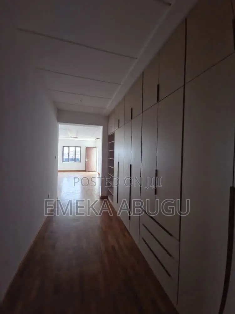 4bdrm Duplex in Kolapo Ishola, Basorun for sale in Basorun