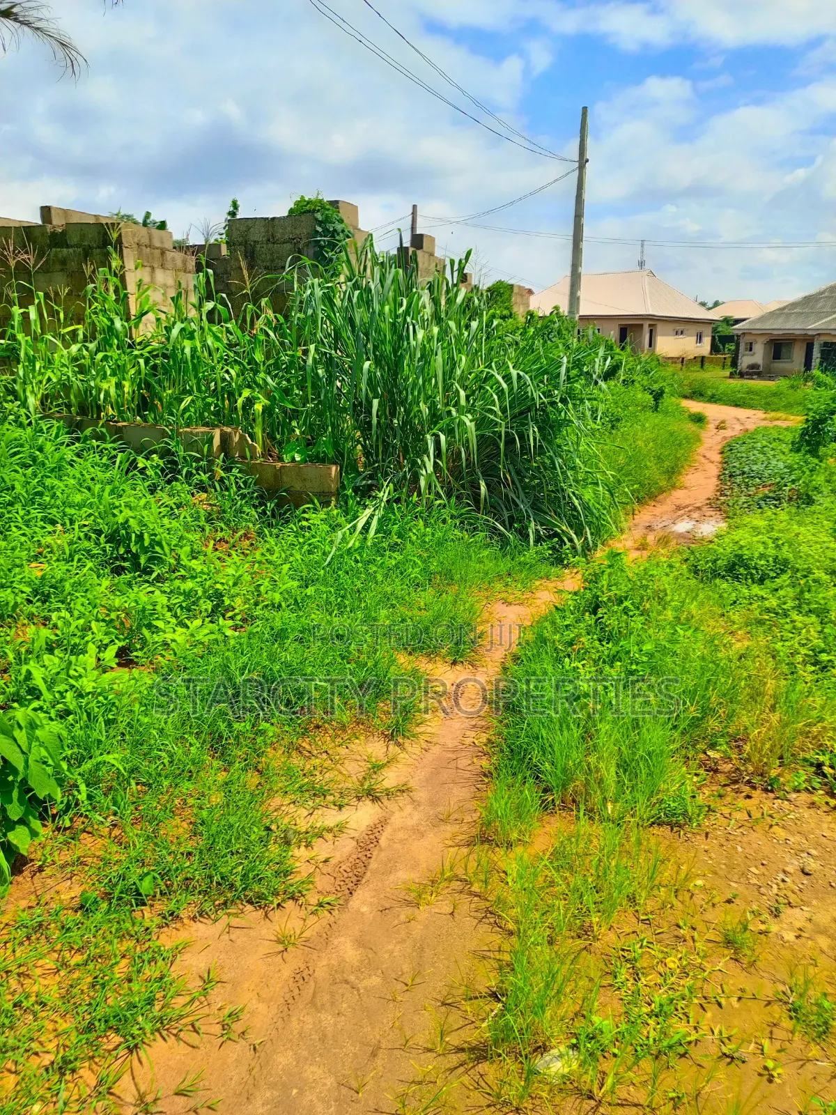 Half Plots of Land for Sale in Tipper Gar Akute With Granite and Sand in Yakoyo/Alagbole
