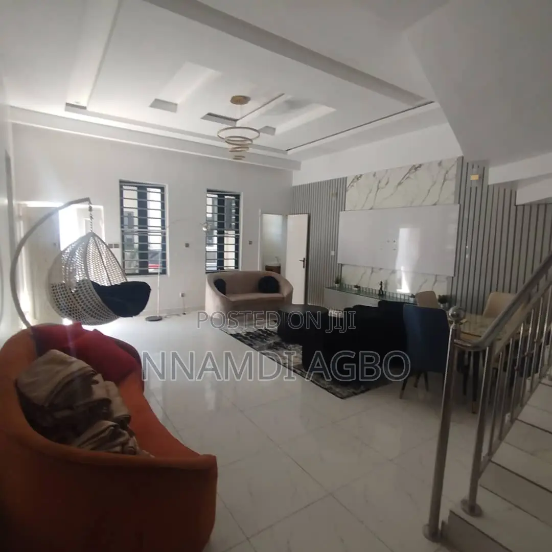 4bdrm Duplex in Lafiaji for rent in Lafiaji