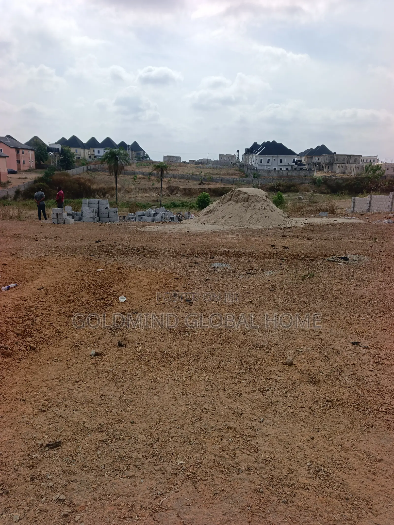For Sale 250sqm. Estate Plot for Terrace in Lugbe by Pyakasa, Abuja. in Sabon Lugbe