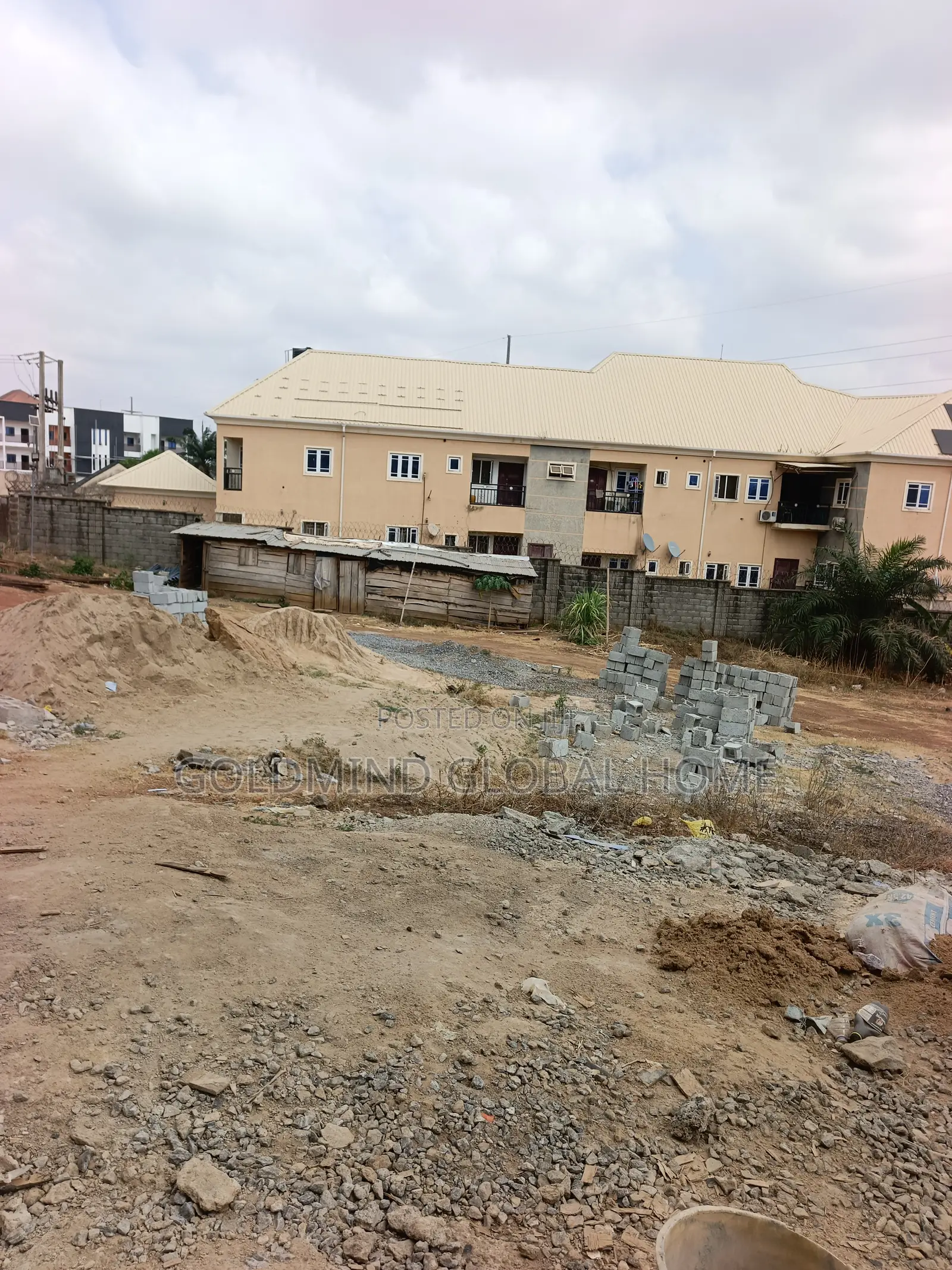 For Sale 400sqm. Estate Plot for Duplex in Lugbe by Pyakasa, Abuja. in Sabon Lugbe