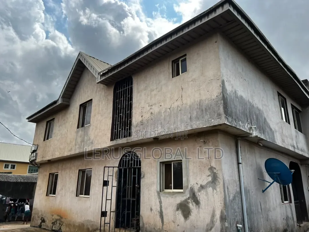12bdrm Block of Flats in Ikorodu Garage for sale in Ikorodu Garage