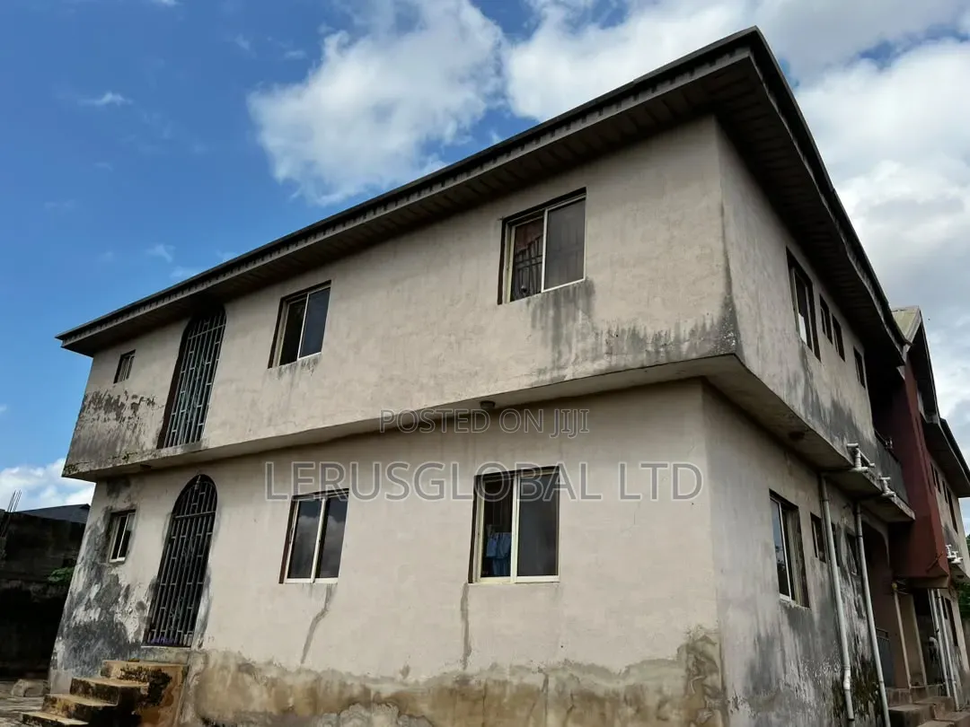 12bdrm Block of Flats in Ikorodu Garage for sale in Ikorodu Garage