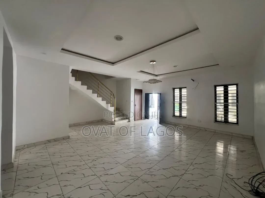 4bdrm Duplex in Orchid, Lekki Expressway for sale in Lekki Expressway