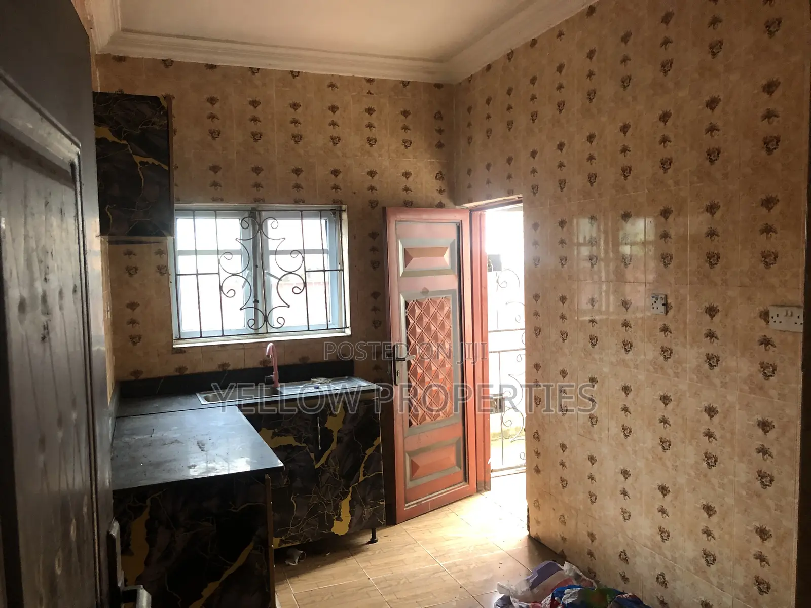 Furnished 2bdrm Block of Flats in Greenfield Estate, Apple Junction in Apple Junction