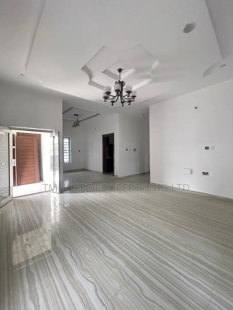 5bdrm Duplex in Osapa Eletu for rent in Osapa london