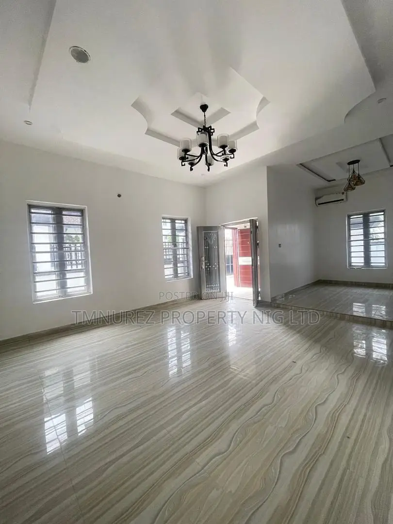 5bdrm Duplex in Osapa Eletu for rent in Osapa london