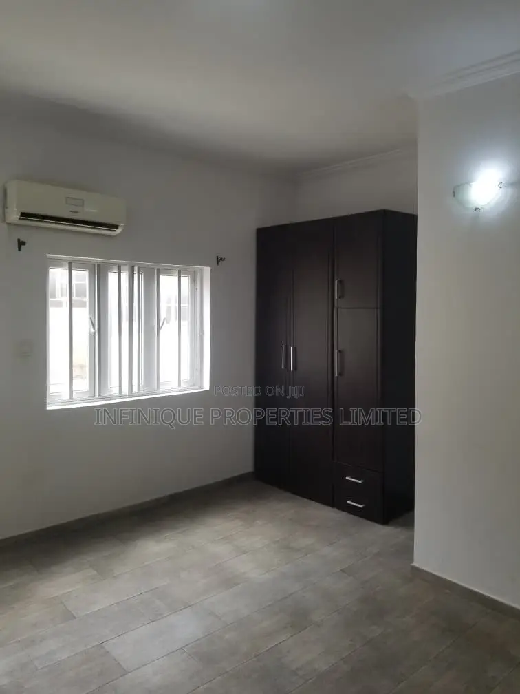 3bdrm Townhouse / Terrace in Lekki Phase 1 for rent in Lekki Phase 1