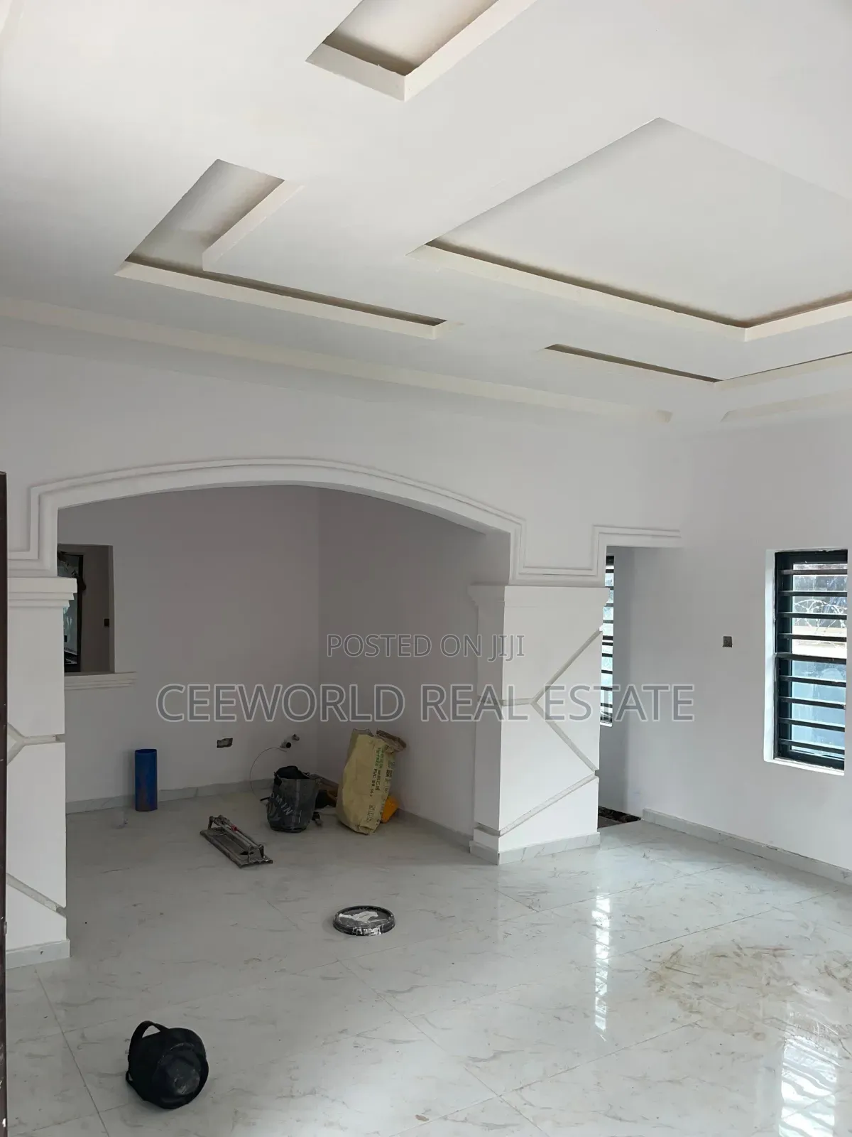 3bdrm Bungalow in Before Olakunle, Akala Express for sale in Akala Express