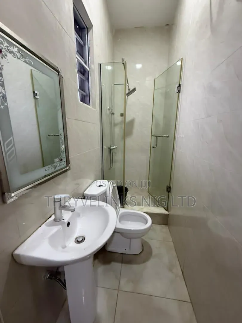 Furnished 4bdrm Duplex in Oral Estate, Lekki Phase 2 for rent in Lekki Phase 2