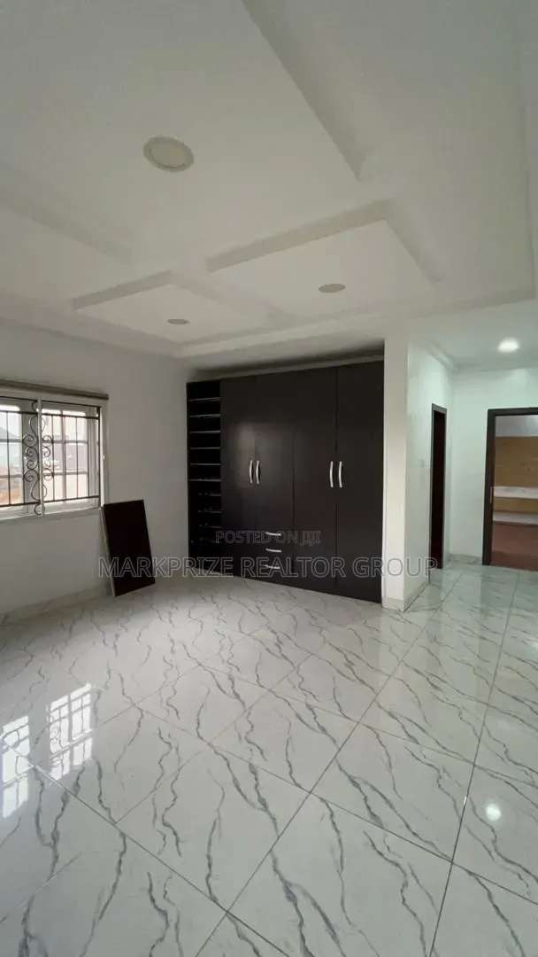 4bdrm Duplex in Maryland Ikeja Lagos for sale in LSDPC Maryland Estate