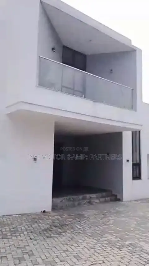 6bdrm Apartment in Maitama for sale in Maitama
