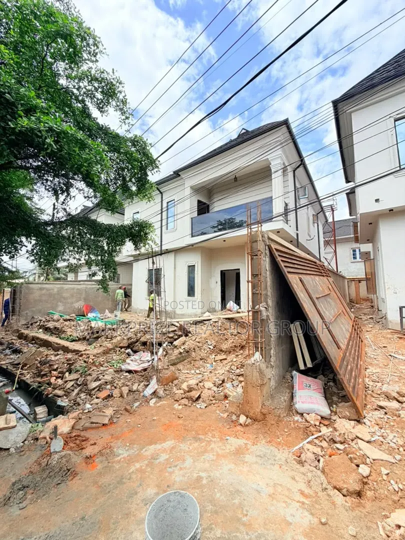 4bdrm Duplex in Gbagada Lagos for sale in Ifako-Gbagada
