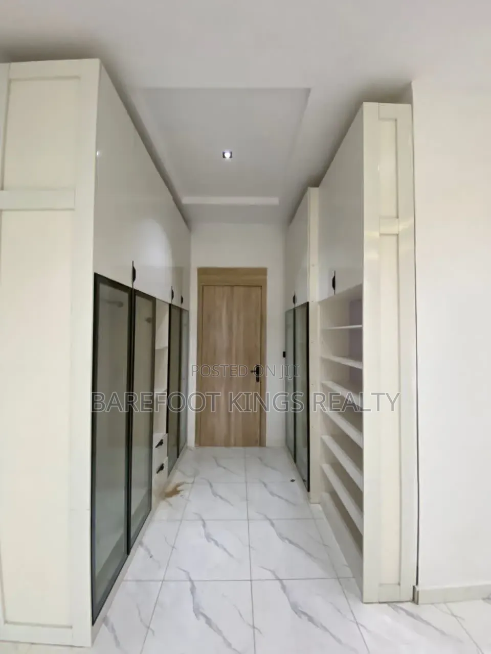 5bdrm Duplex in Sangotedo for sale in Sangotedo