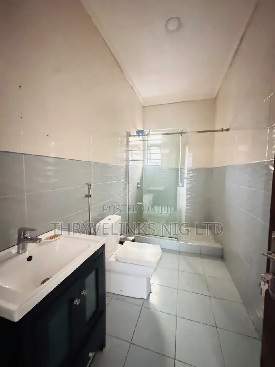 4bdrm Duplex in Lekki Phase 1 for rent in Lekki Phase 1