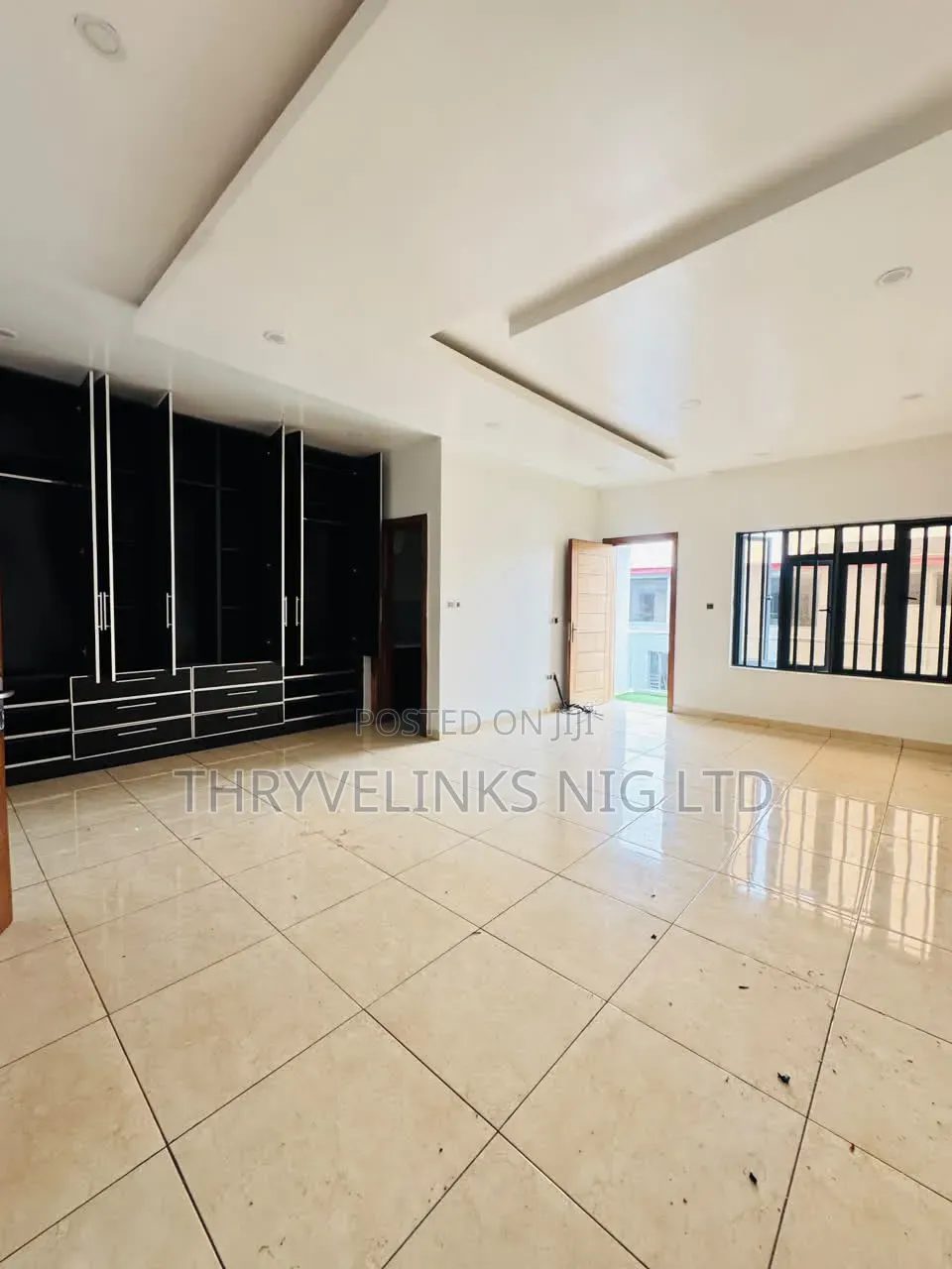 4bdrm Duplex in Lekki Phase 1 for rent in Lekki Phase 1