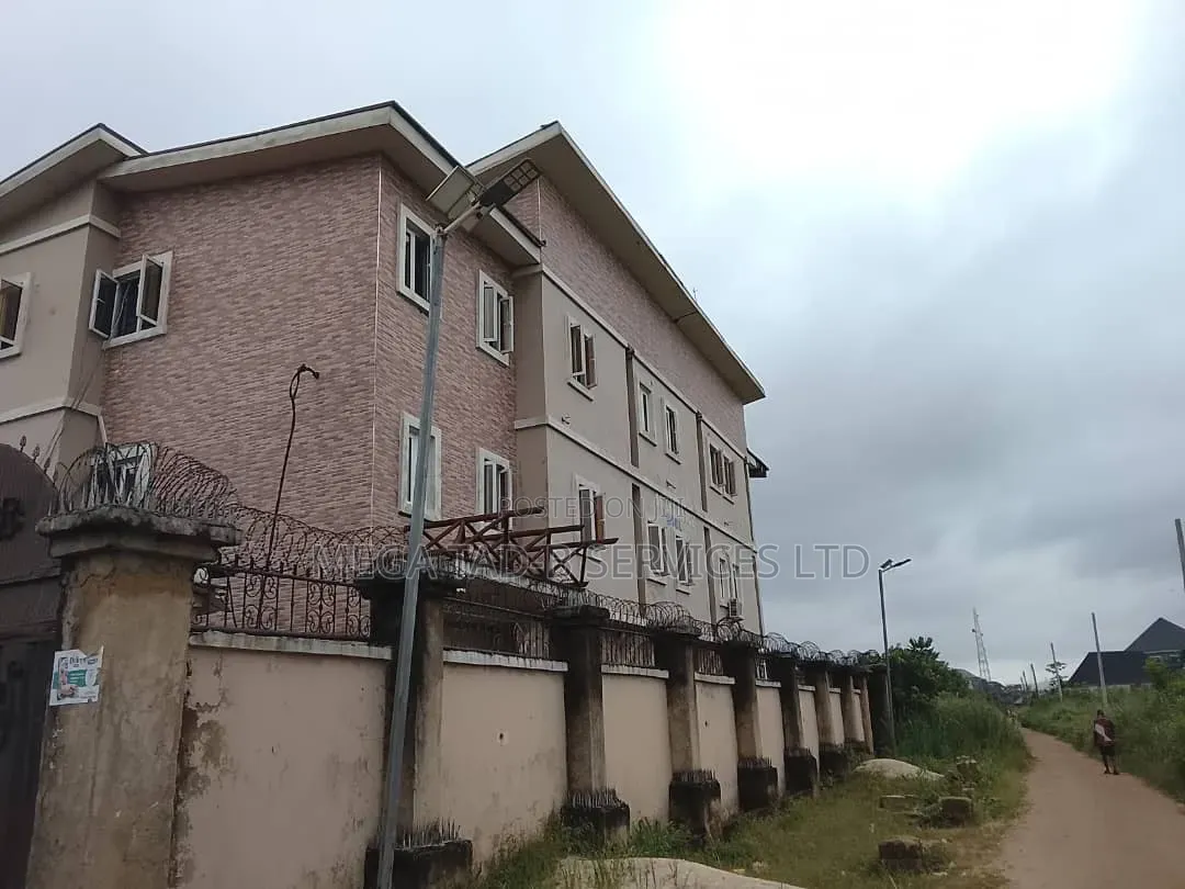 20bdrm Block of Flats in Futo Owerri for sale in Owerri