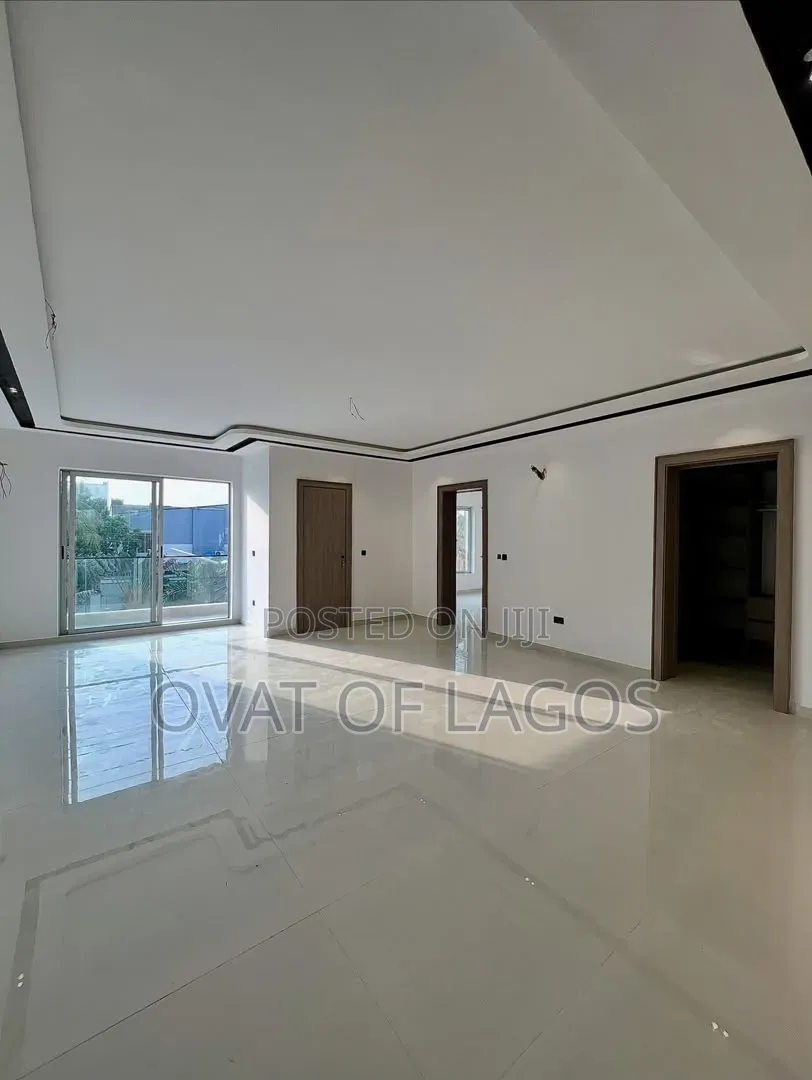 2bdrm Apartment in Lekki Phase 1 for sale in Lekki Phase 1
