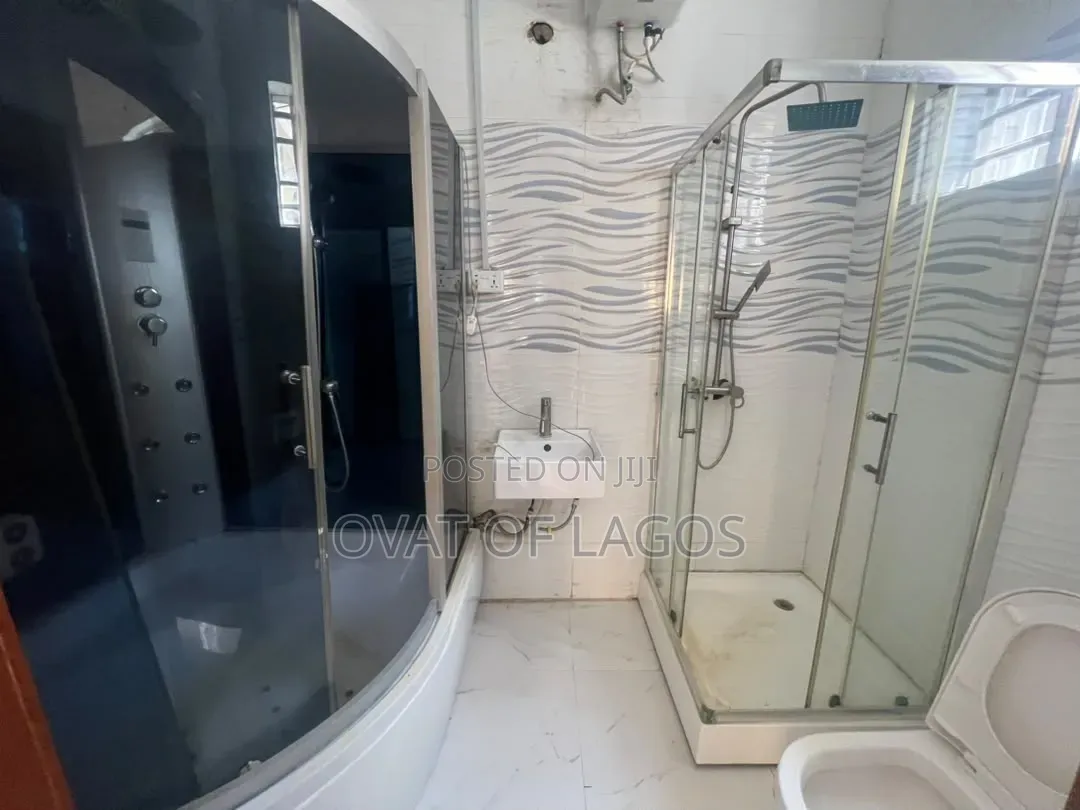 4bdrm Duplex in Chevron Alternative for sale in Chevron