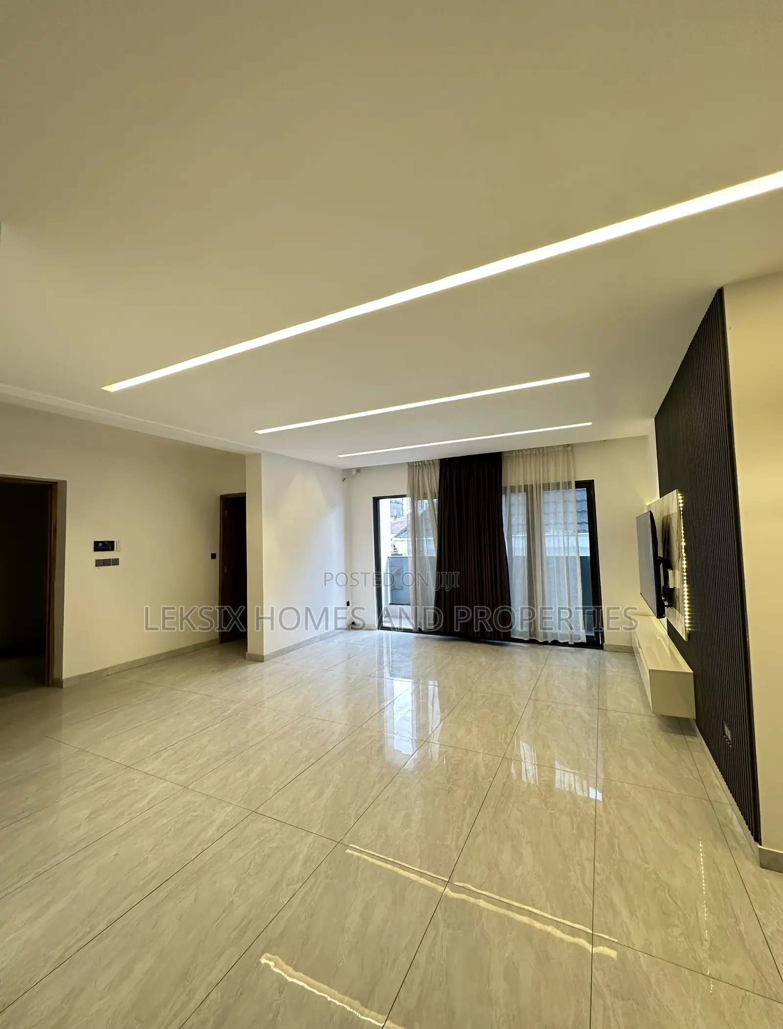3bdrm Apartment in A Well Secured, Ikate for sale in Ikate