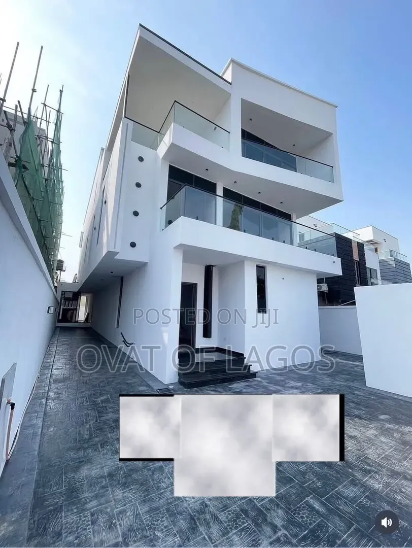 5bdrm Duplex in Lekki Phase 1 for sale in Lekki Phase 1