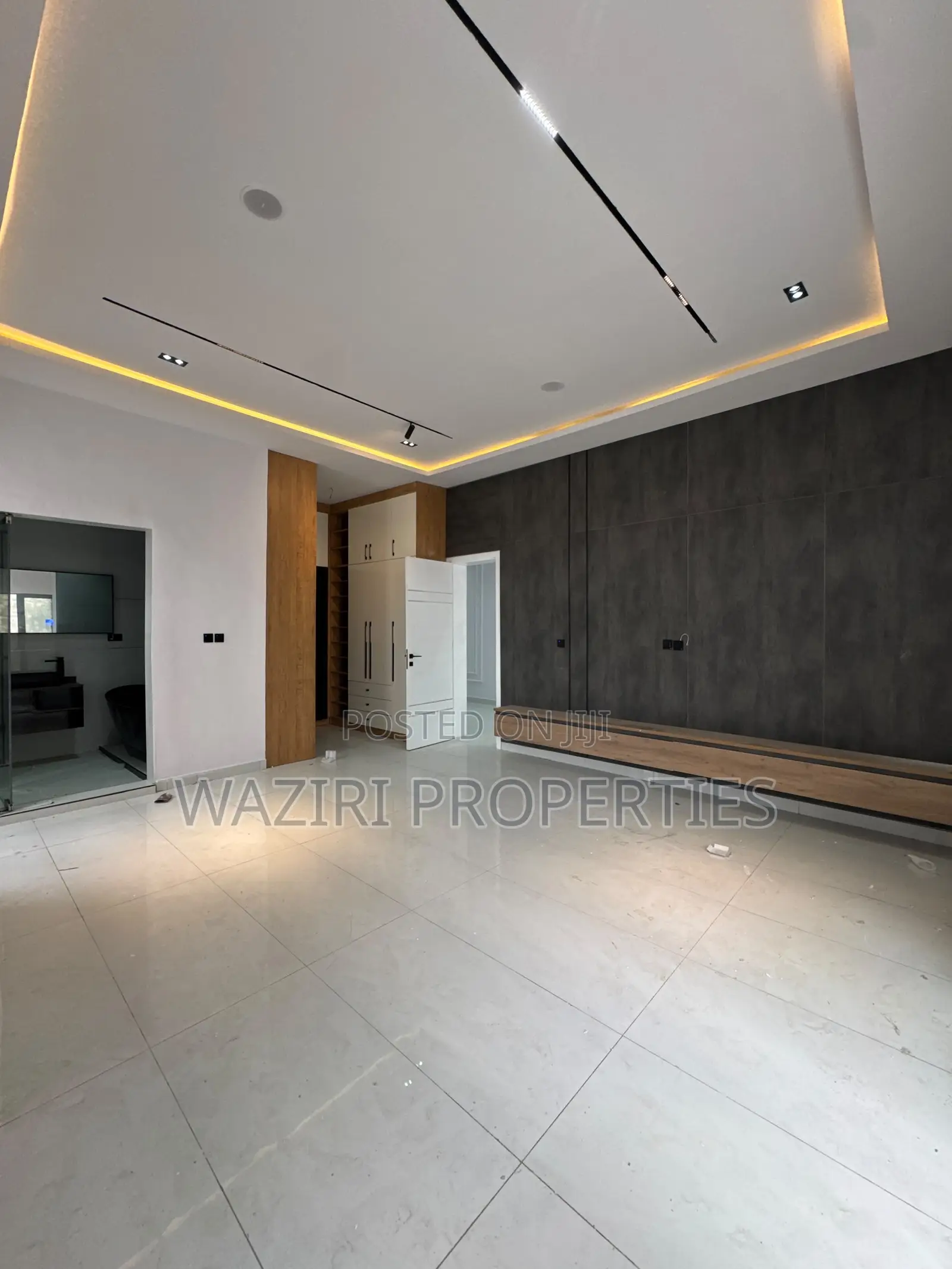 4bdrm Duplex in Ikota for sale in Ikota