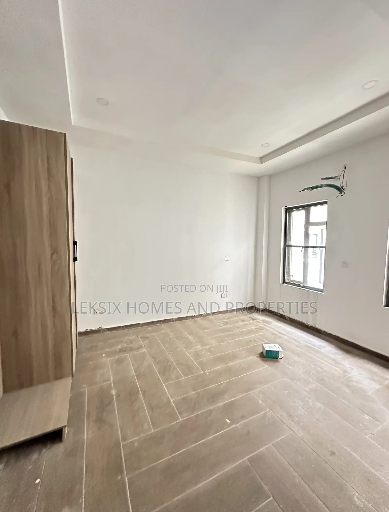 1bdrm Apartment in A Well Secured, Lekki Phase 1 for sale in Lekki Phase 1