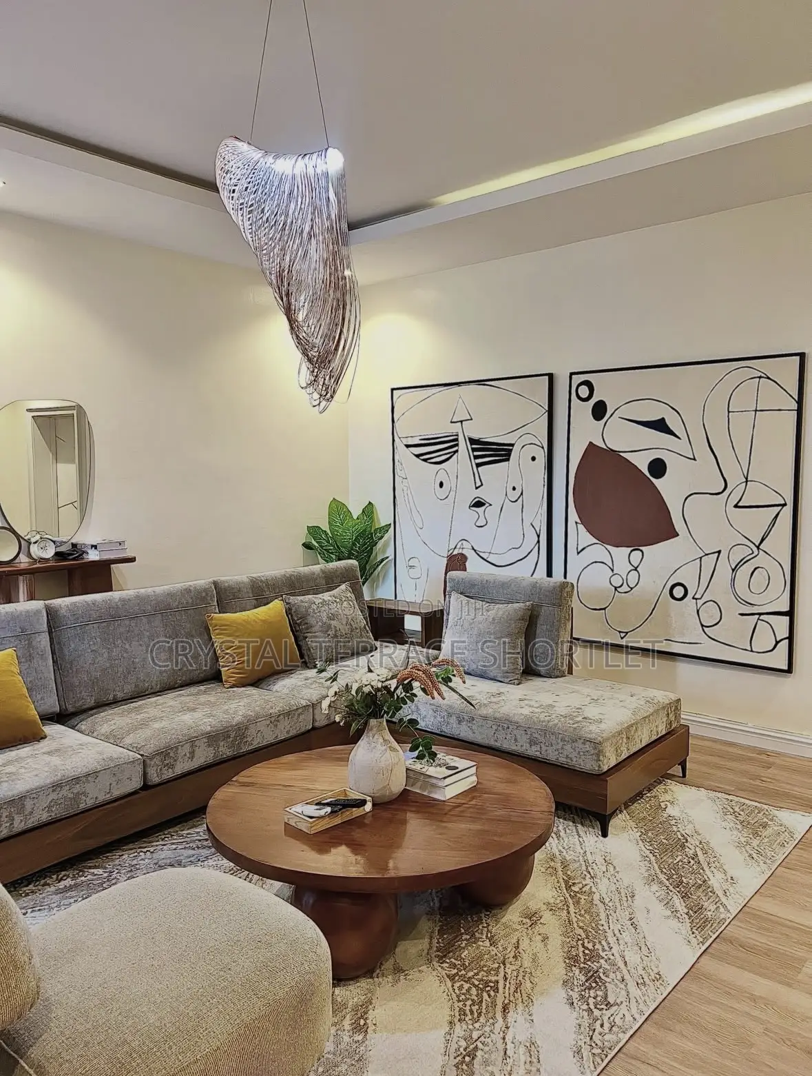 Beautiful One Bedroom Apartment Shortlet in Lekki Phase 1