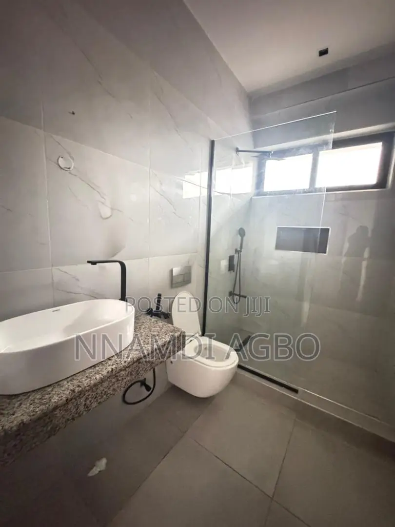 3bdrm Apartment in Lekki Phase 1 for rent in Lekki Phase 1
