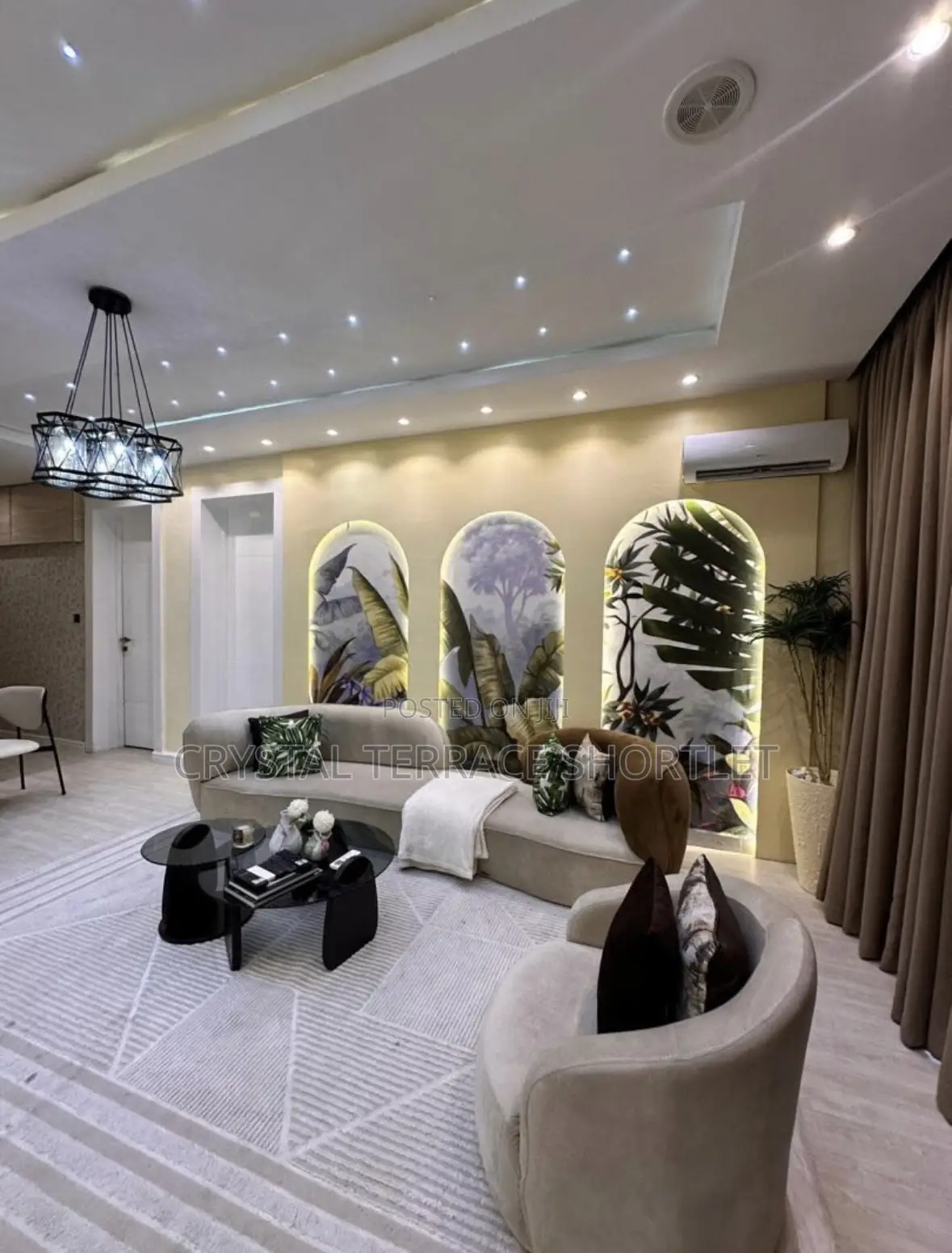 Cozy Two Bedroom Apartment Shortlet With Ps5 in Lekki Phase 1