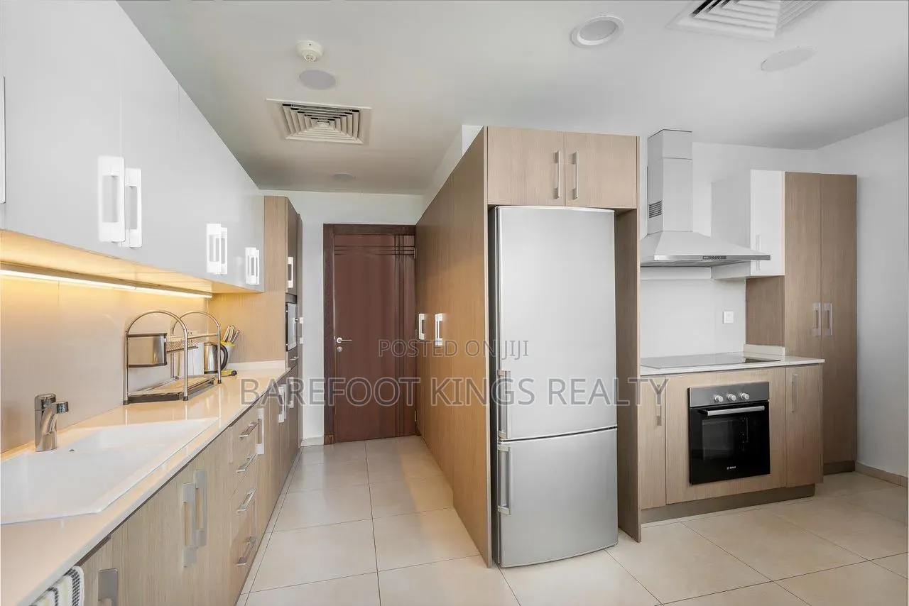 Lovely 3bedroom Apartment in Lagos Island / Lagos Island