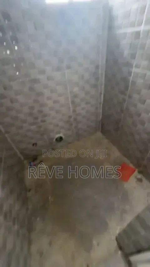 Mini Flat in CHallenge / Mushin for rent in CHallenge / Mushin
