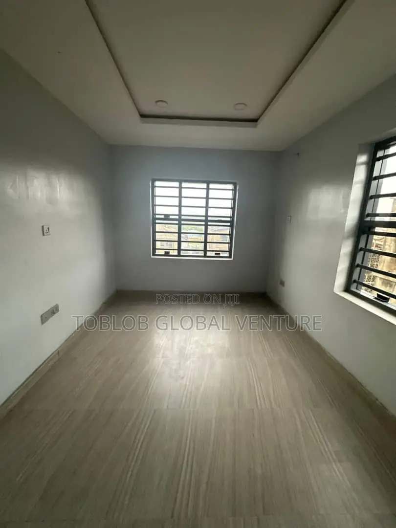 A Modern Well Finished 3 Bedrooms Office Space for a Corporate Office in Ibadan North West