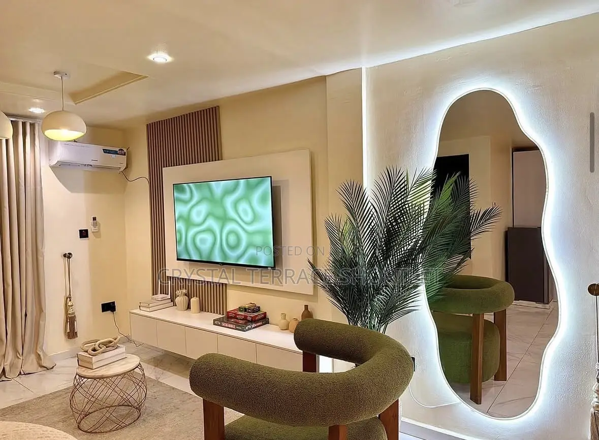 Lux One Bedroom Penthouse in Lekki Phase 1