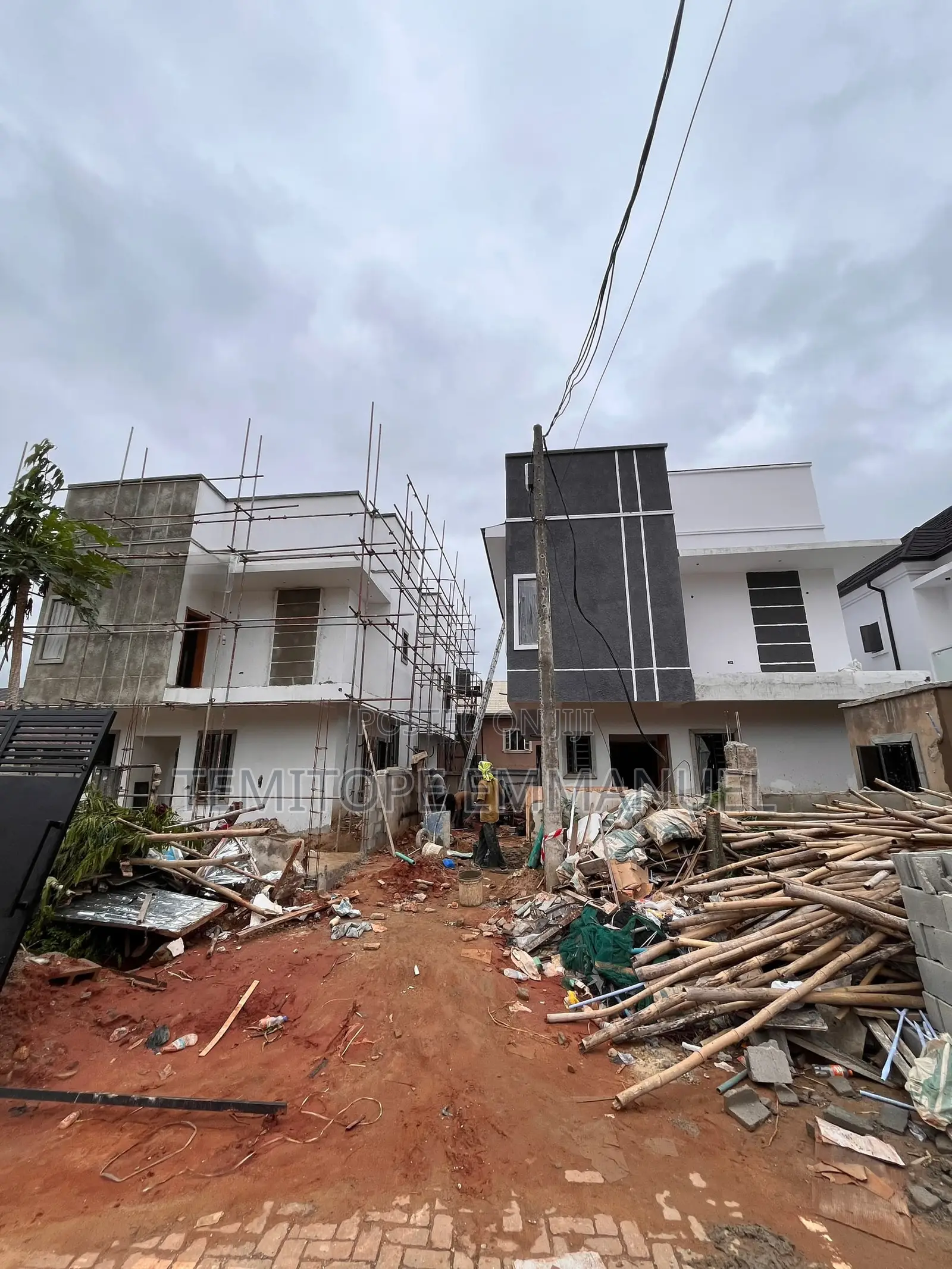 Furnished 4bdrm Duplex in GRA Phase 1 for sale in GRA Phase 1