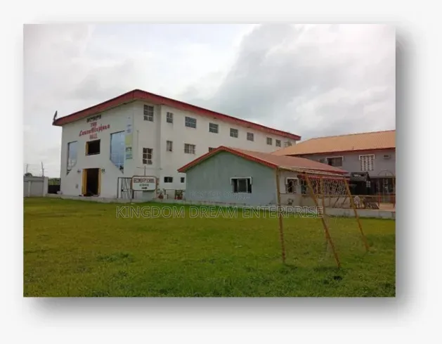Functional Primary Secondary School Off Ogombo Lekki Scheme 2 Lagos in Ogombo