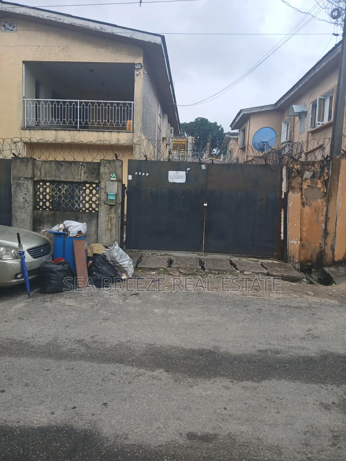 8bdrm Duplex in Raufu Williams, Adelabu for sale in Adelabu