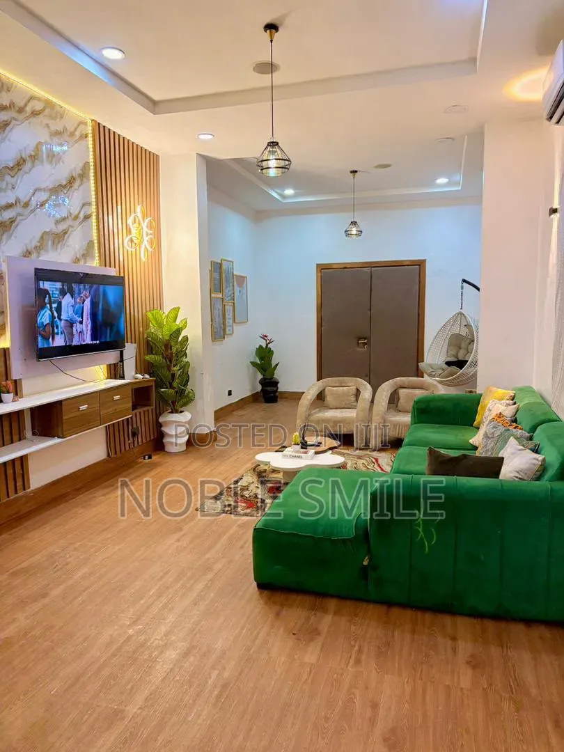 Luxury 5bedroom Standalone With Lots of Games in Lekki Phase 1