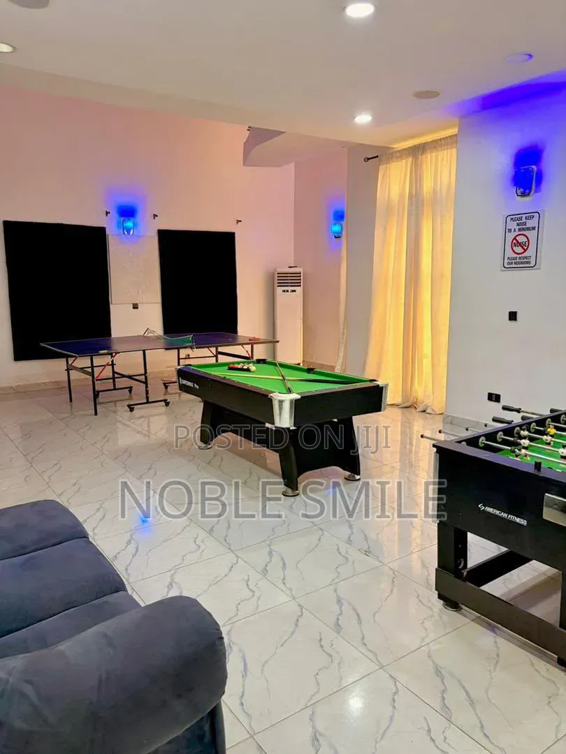 Luxury 5bedroom Standalone With Lots of Games in Lekki Phase 1