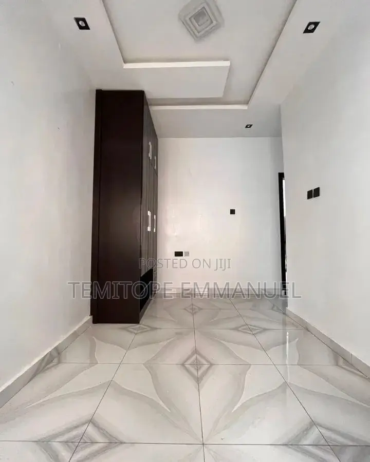 Furnished 4bdrm Duplex in Opebi for sale in Opebi