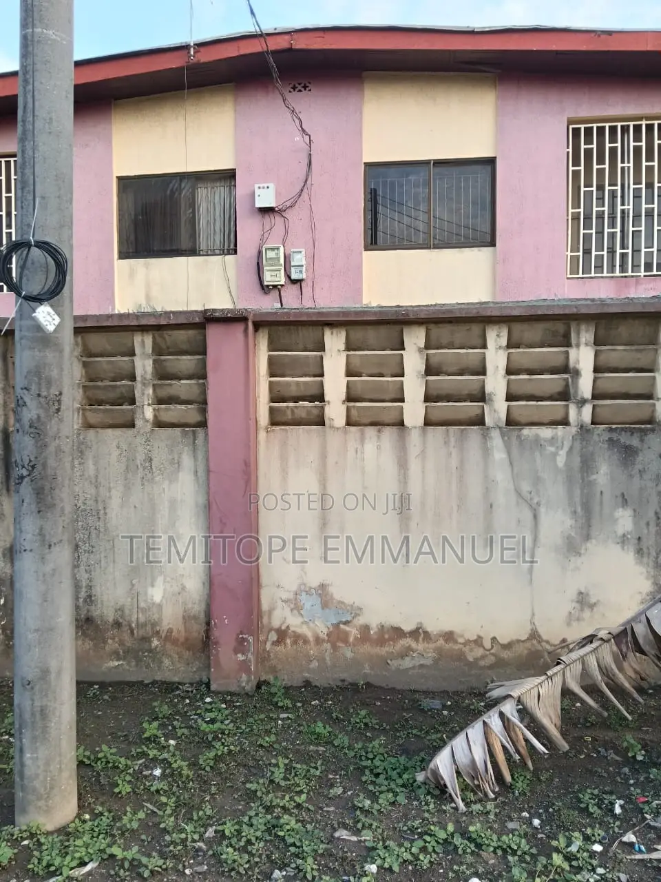 Furnished 10bdrm Duplex in Dopemu for sale in Dopemu