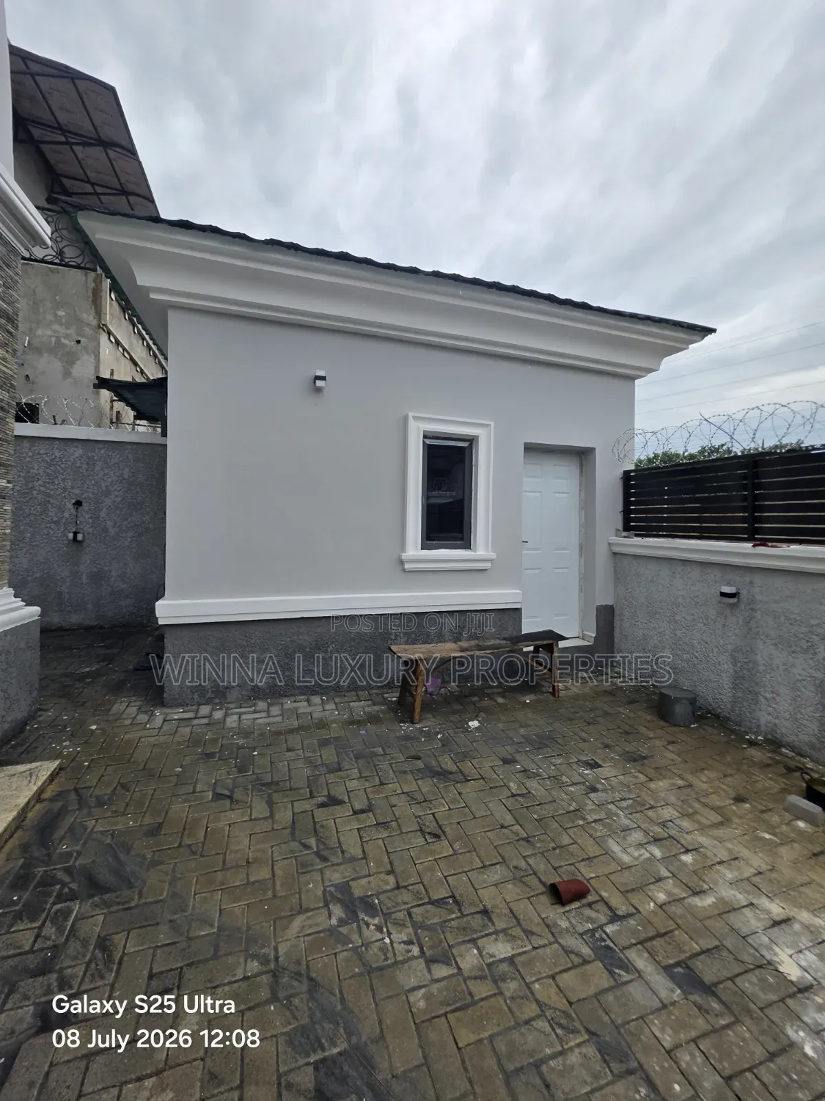 5bdrm Duplex in Sun Rise Estate...., Lugbe District for sale in Lugbe District