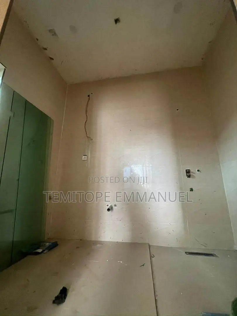 Furnished 2bdrm Apartment in Isheri North for sale in Isheri North