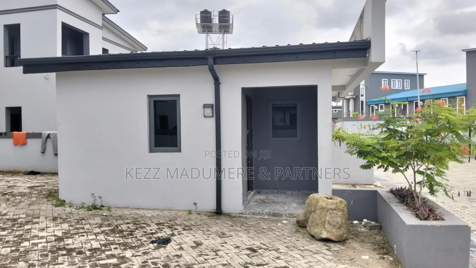 4bdrm Duplex in Near Shell for rent in Eliozu