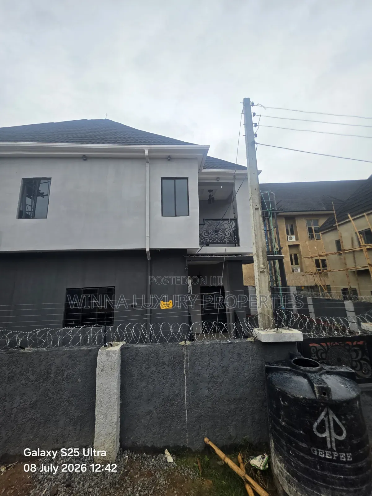 4bdrm Duplex in Lapidot, Lugbe District for rent in Lugbe District